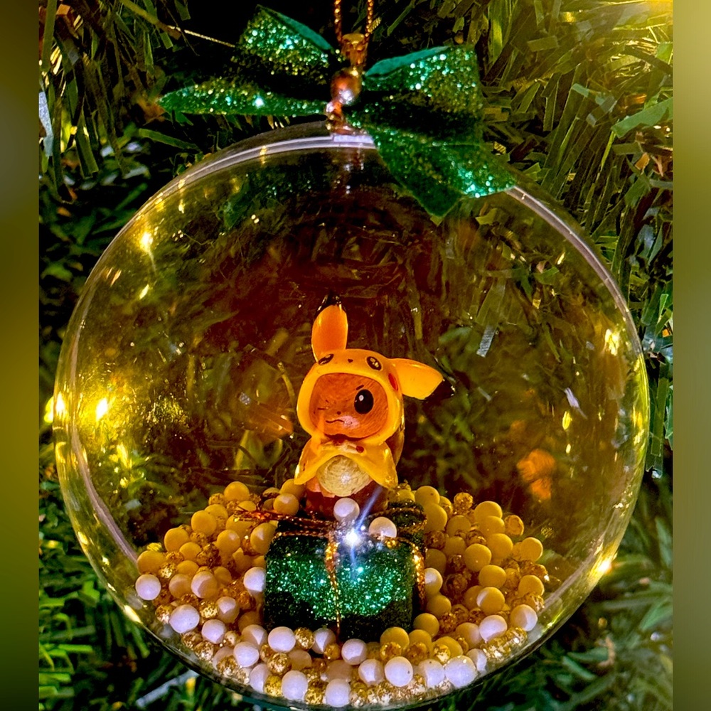 Eevee Pikachu Pokeball Snow Globe Ornament ☃️ Pokémon Christmas Pokemon Holiday